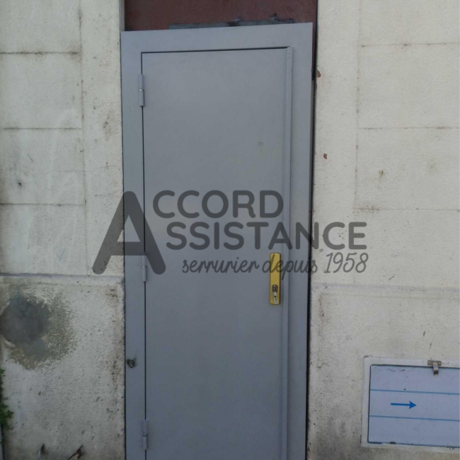 installation bloc porte squat