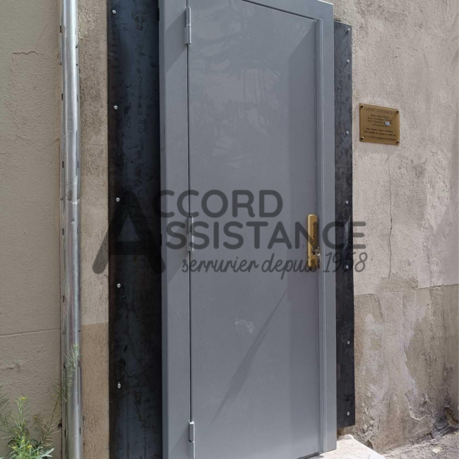 porte anti squatteurs